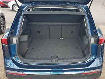 VW Tiguan III Standard-Ladeboden