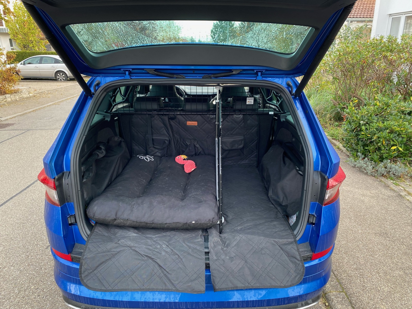 Skoda Kodiaq II Ladeboden - Hundebox Version