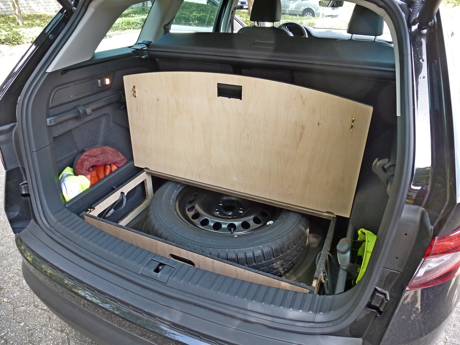 Skoda Kodiaq I Ladeboden - Reserverad / Gasanlage