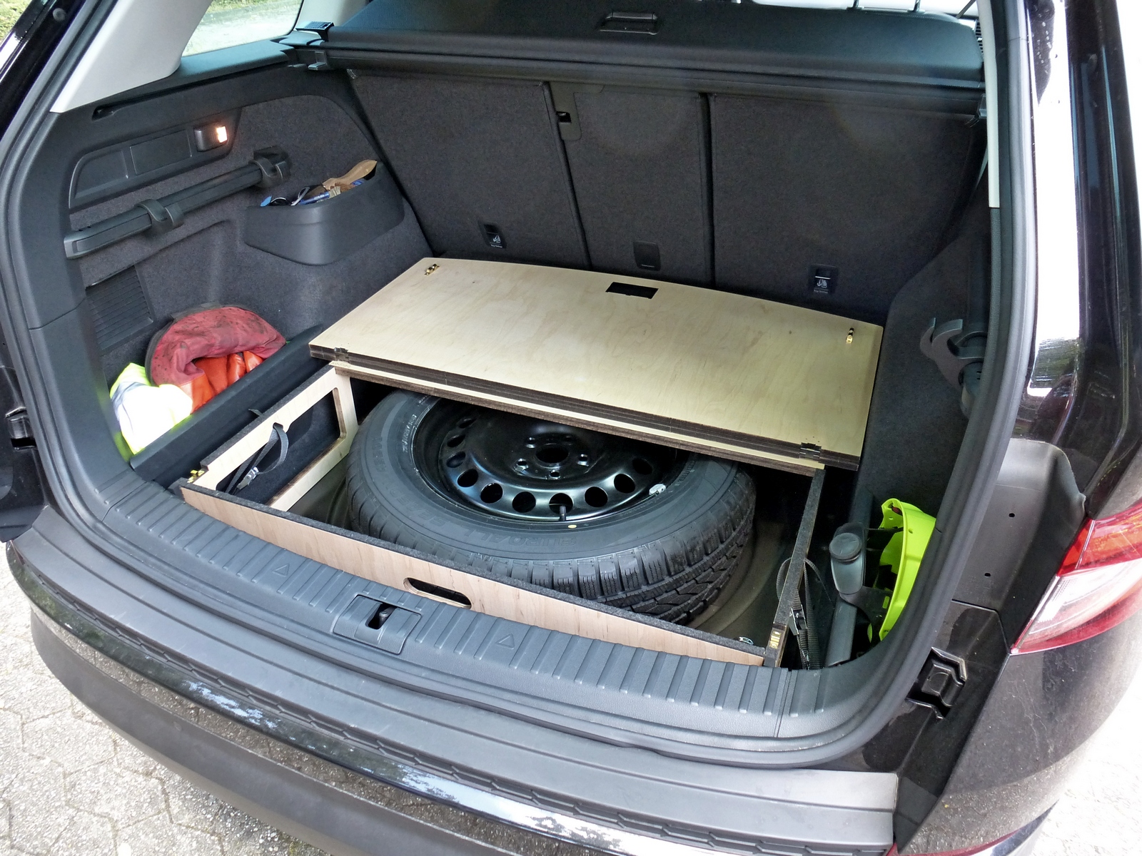 Skoda Kodiaq I Ladeboden - Reserverad / Gasanlage